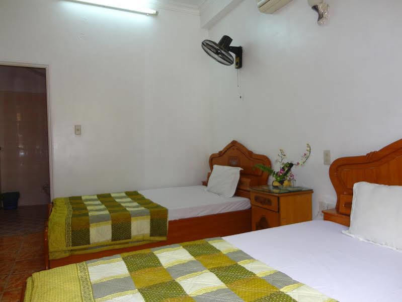 Cat Ba Hostel Cat Ba Island Exterior foto
